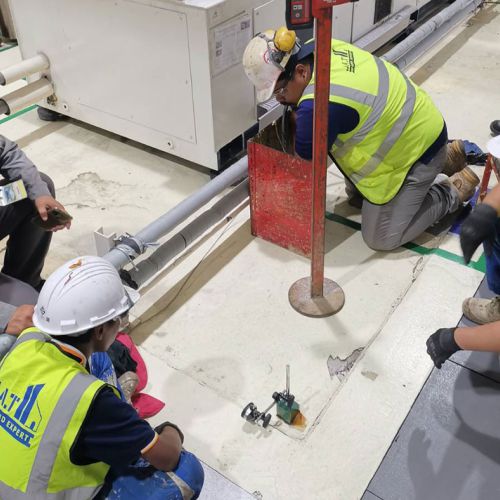 งานยกปรับระดับคอนกรีตพื้นที่การผลิต โรงงานในนิคมอุตสาหกรรมอีสเทิร์นซีบอร์ด จังหวัดระยอง